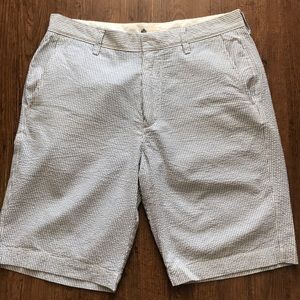 J Crew men’s searsucker shorts. Size 32